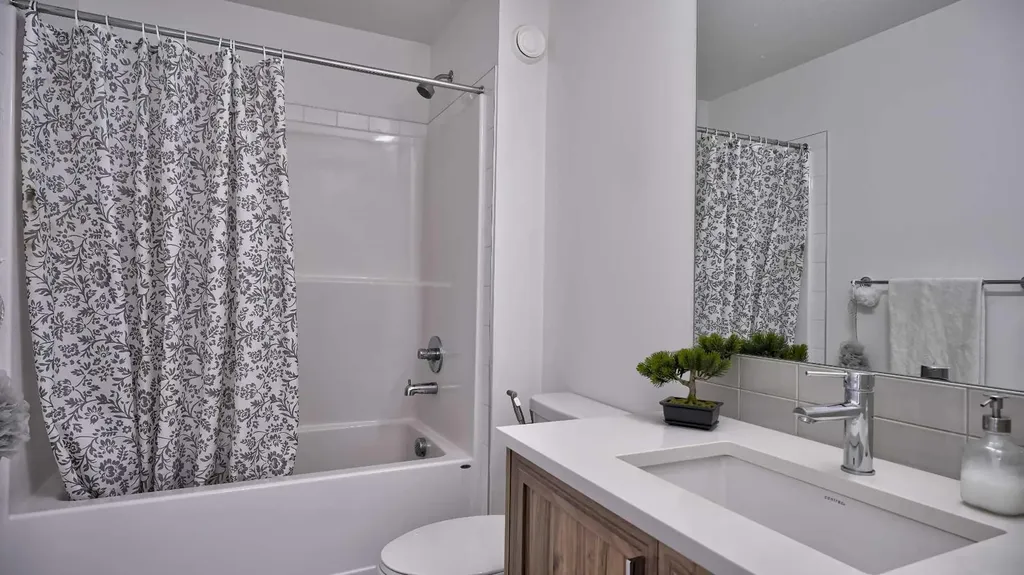 57 Willow Green SW Airdrie AB T4B 5M3