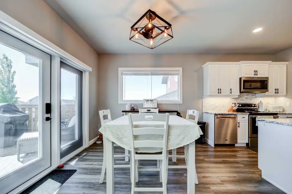 1029 Livingston Way Pincher Creek AB T0K1W0
