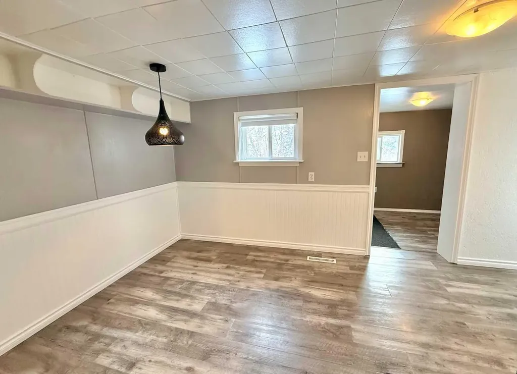 1033 16 Avenue Wainwright AB T9W 1K3