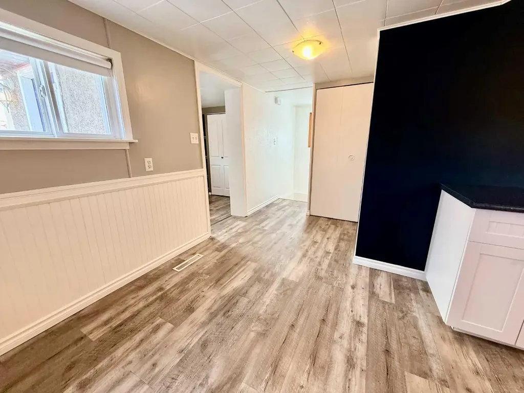 1033 16 Avenue Wainwright AB T9W 1K3