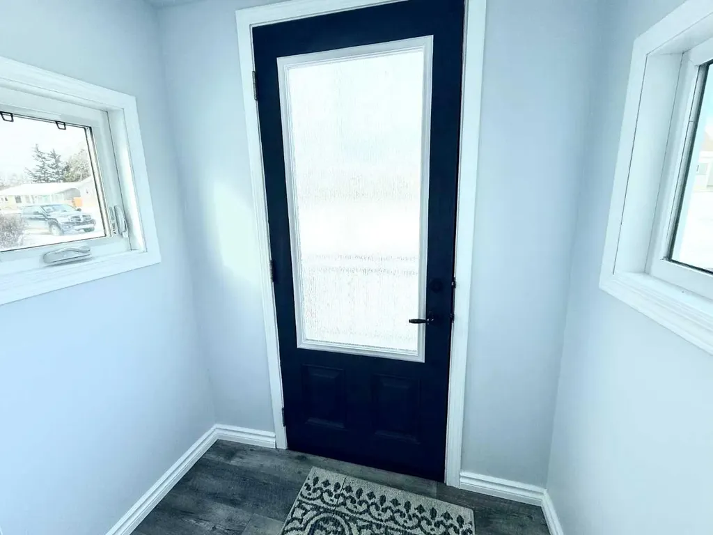 1033 16 Avenue Wainwright AB T9W 1K3