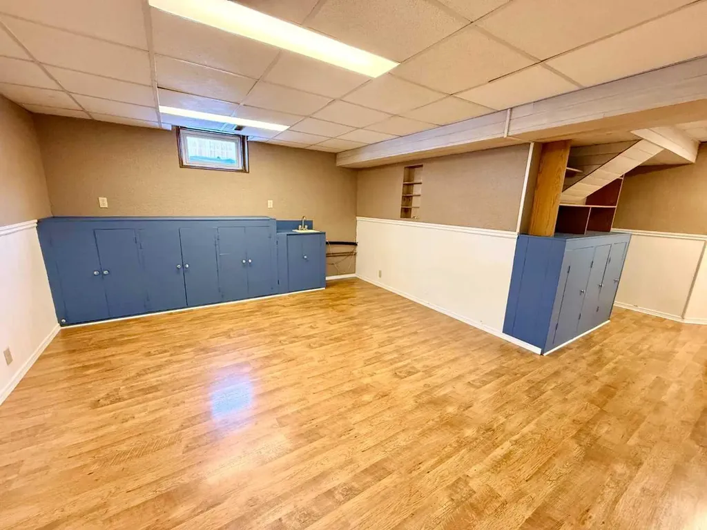 1033 16 Avenue Wainwright AB T9W 1K3