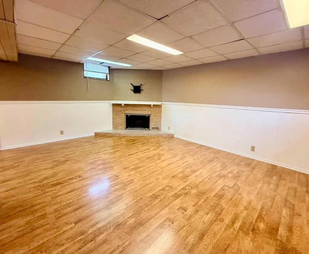 1033 16 Avenue Wainwright AB T9W 1K3