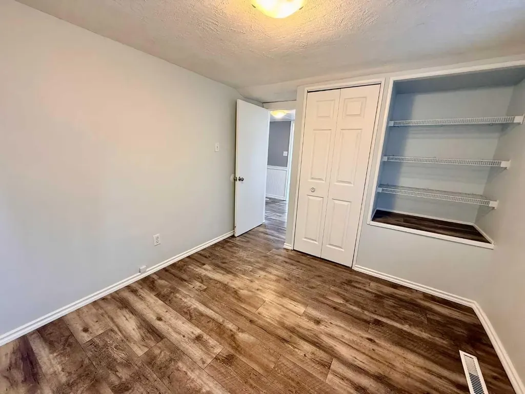 1033 16 Avenue Wainwright AB T9W 1K3