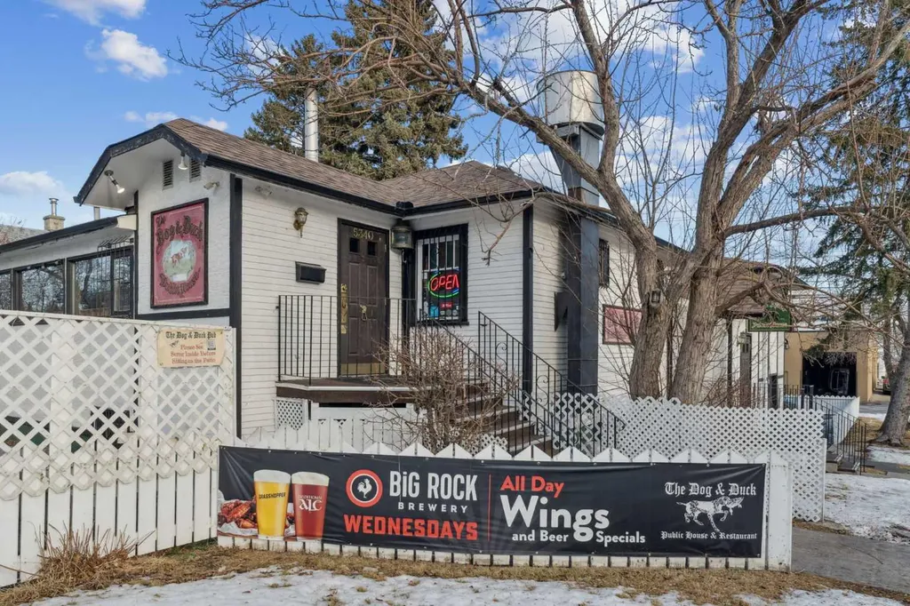 5340 2 Street SW Calgary AB T2H 0G8