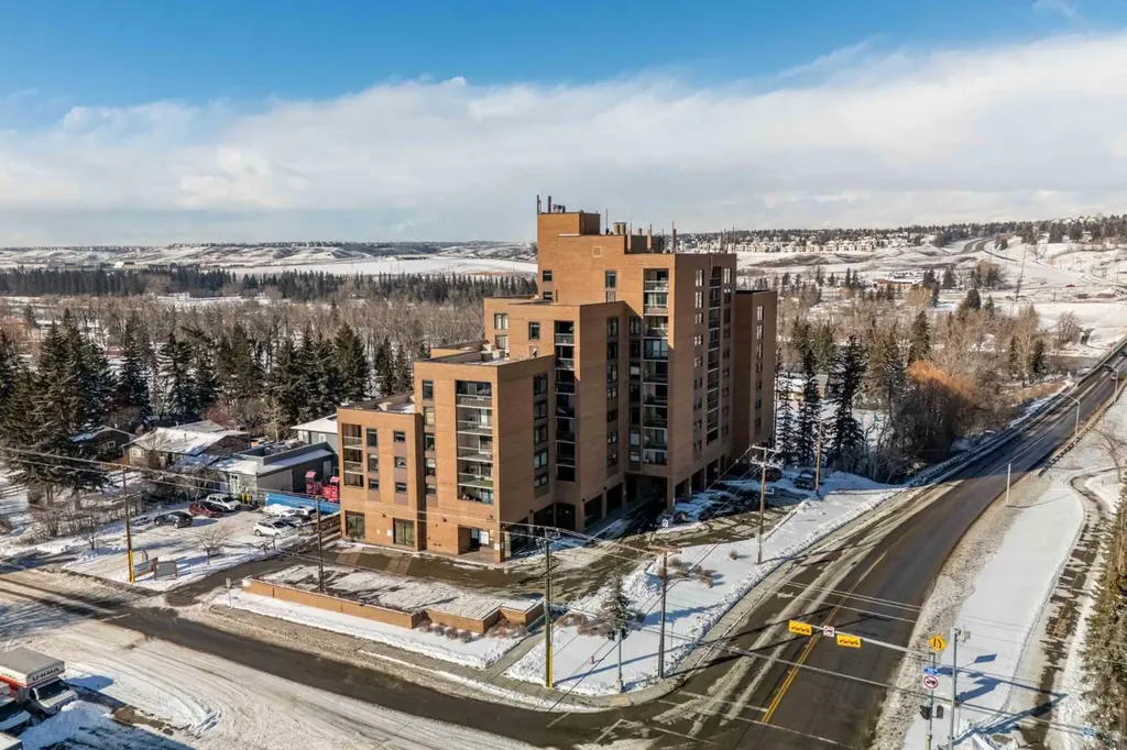 8604 48 Avenue NW Calgary AB T2B 5E6