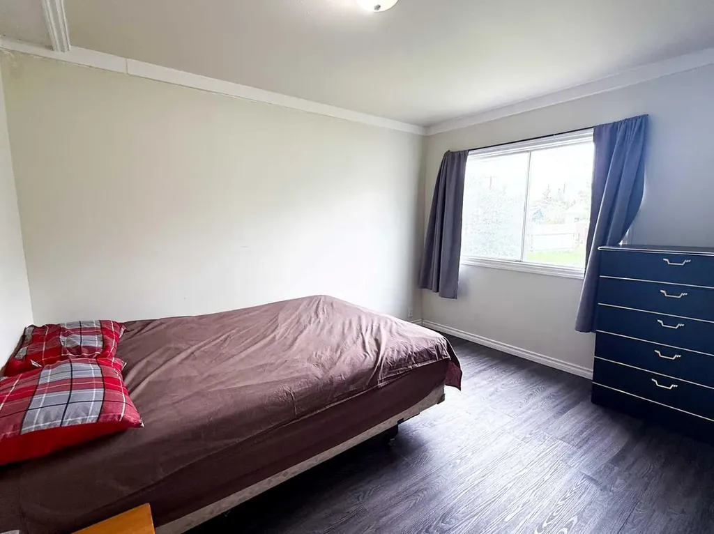 4931 49 Street Hardisty AB T0B 1V0