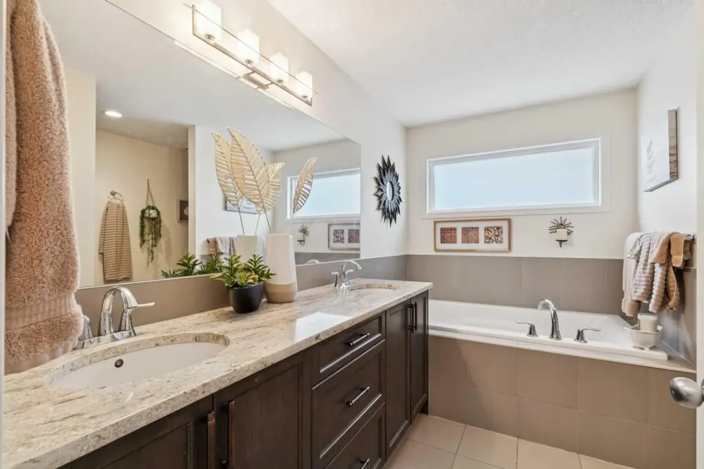223 Cranarch Terrace SE Calgary AB T3M 1Z2