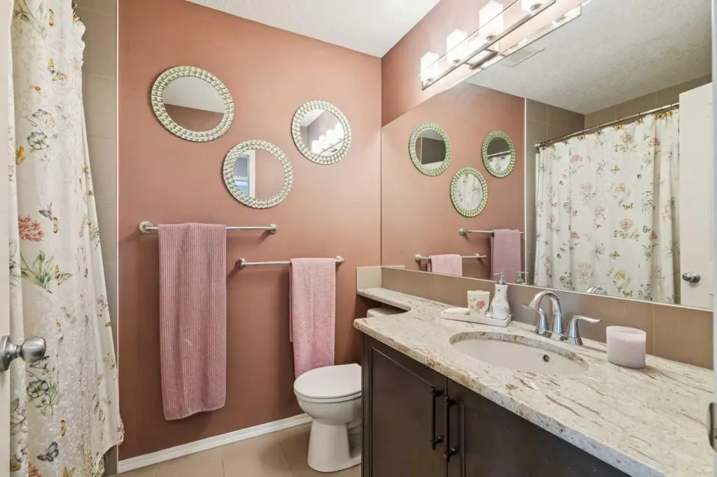 223 Cranarch Terrace SE Calgary AB T3M 1Z2