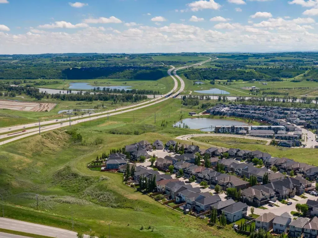 223 Cranarch Terrace SE Calgary AB T3M 1Z2