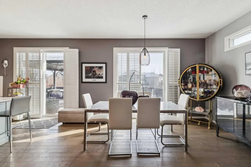 223 Cranarch Terrace SE Calgary AB T3M 1Z2