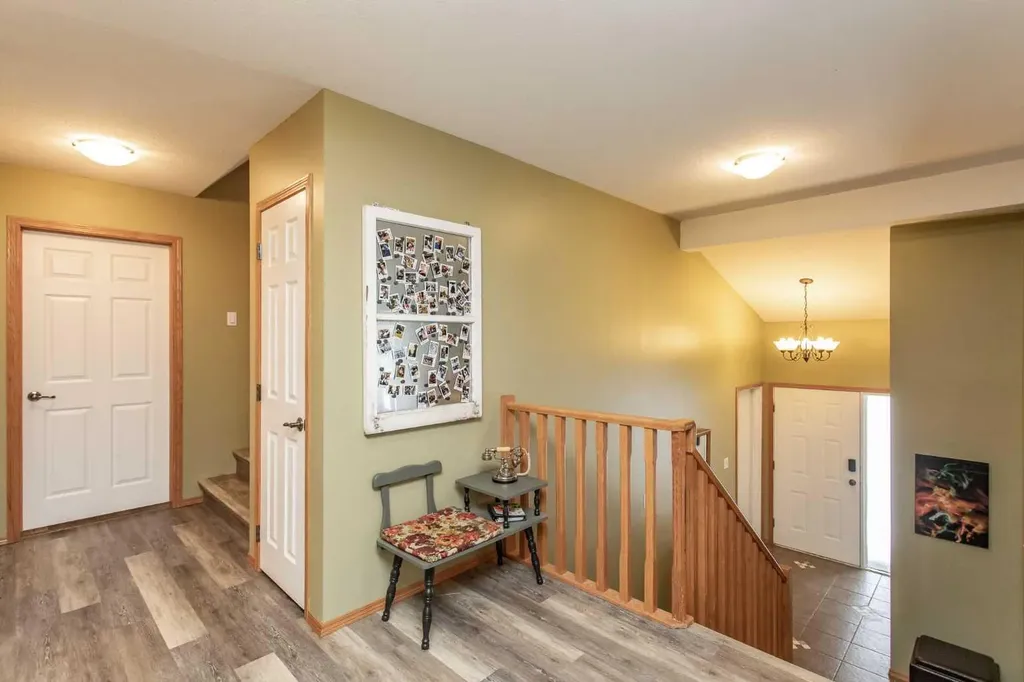 14 Parkland Crescent Parkland Beach AB T0C 2J0