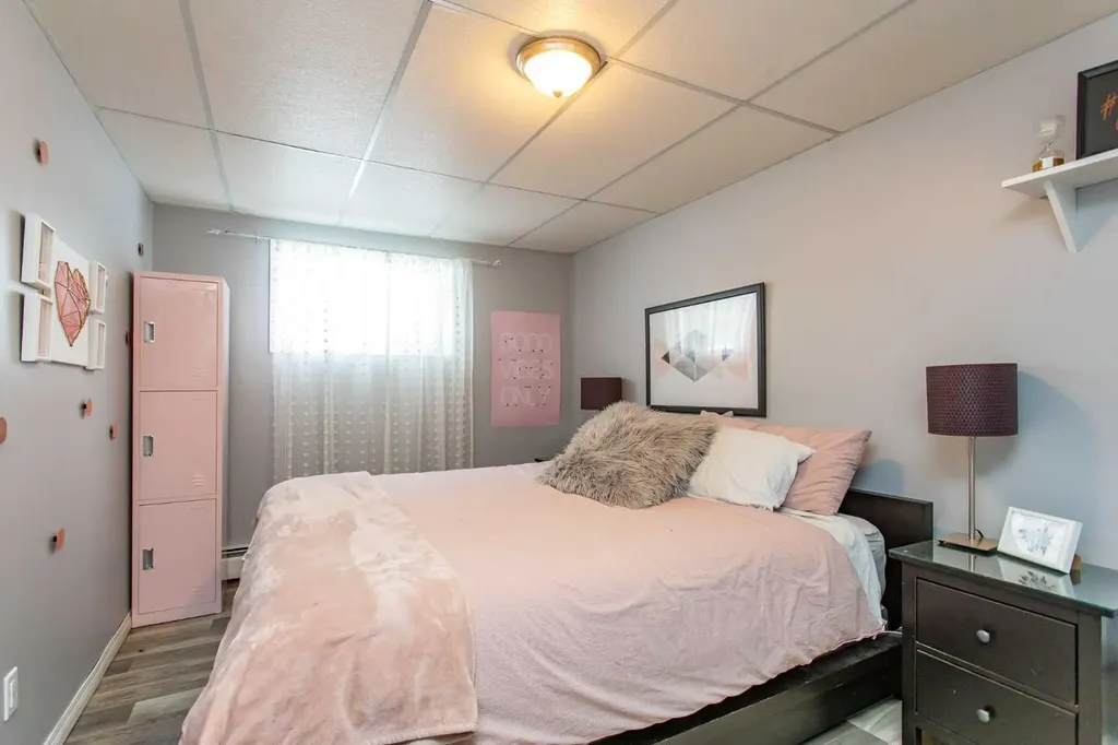 14 Parkland Crescent Parkland Beach AB T0C 2J0