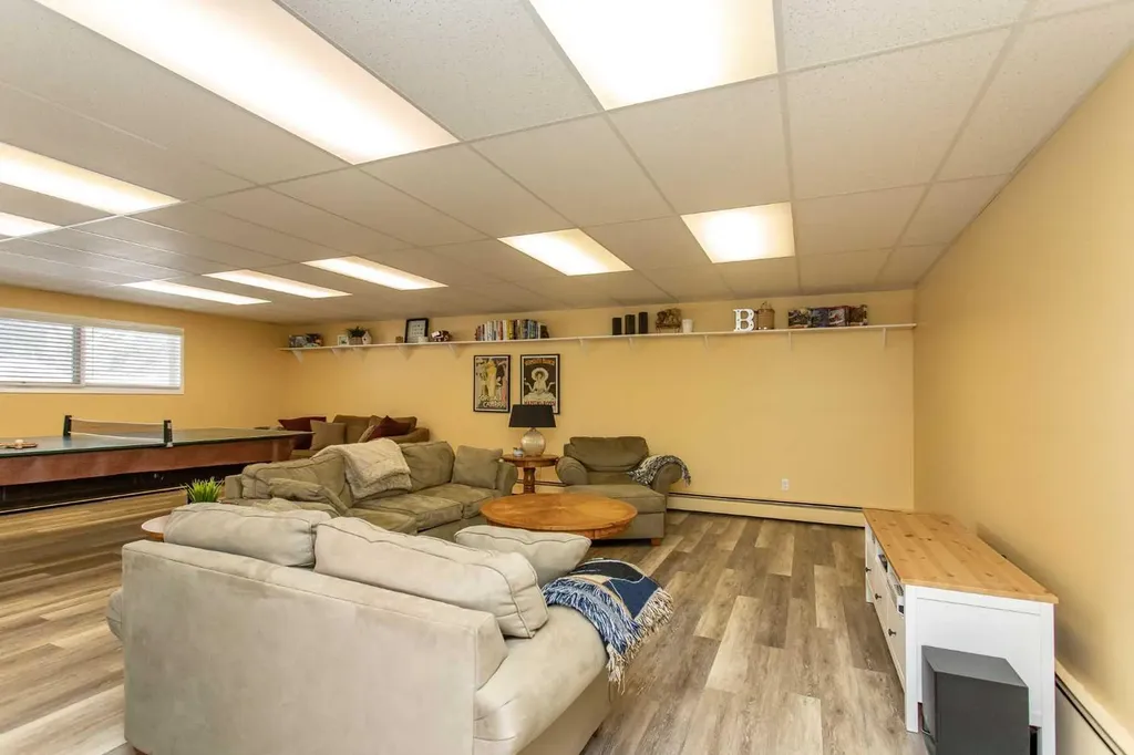 14 Parkland Crescent Parkland Beach AB T0C 2J0