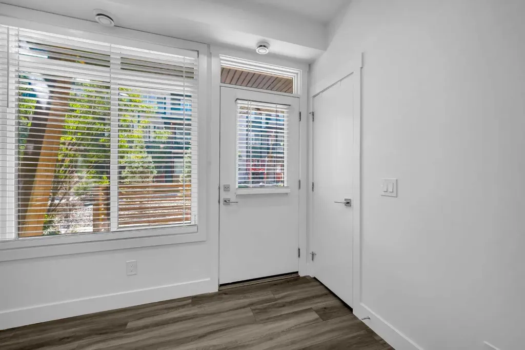 155 Savanna Walk NE Calgary AB T3J 0Y3