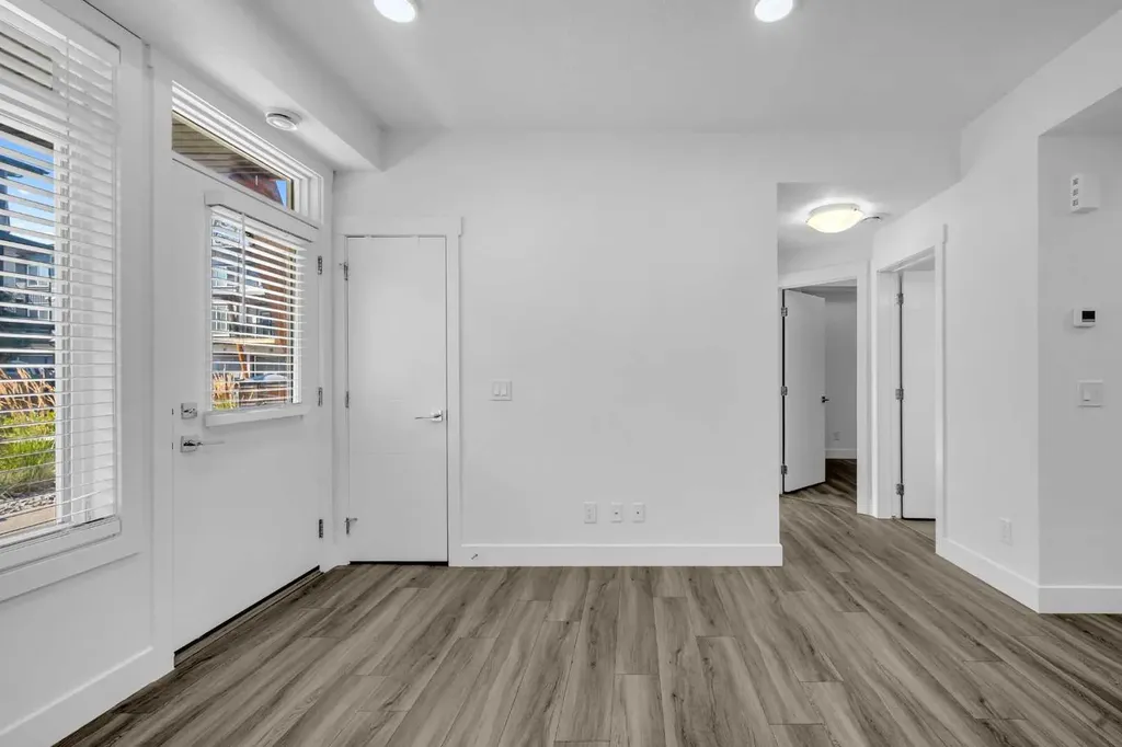 155 Savanna Walk NE Calgary AB T3J 0Y3