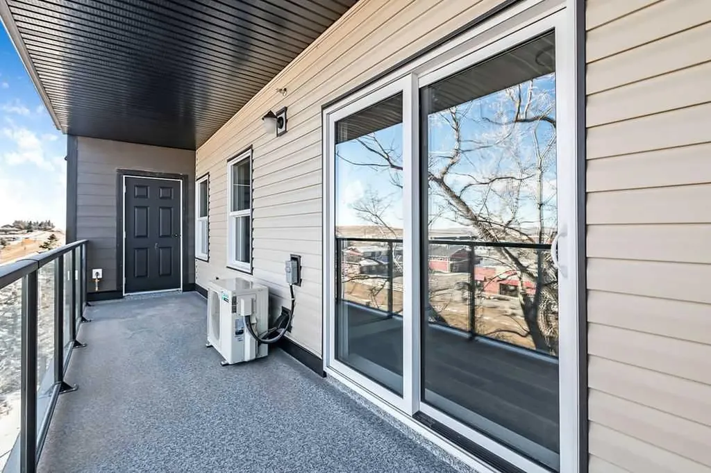 97 Station Drive Sylvan Lake AB T4S 0S6