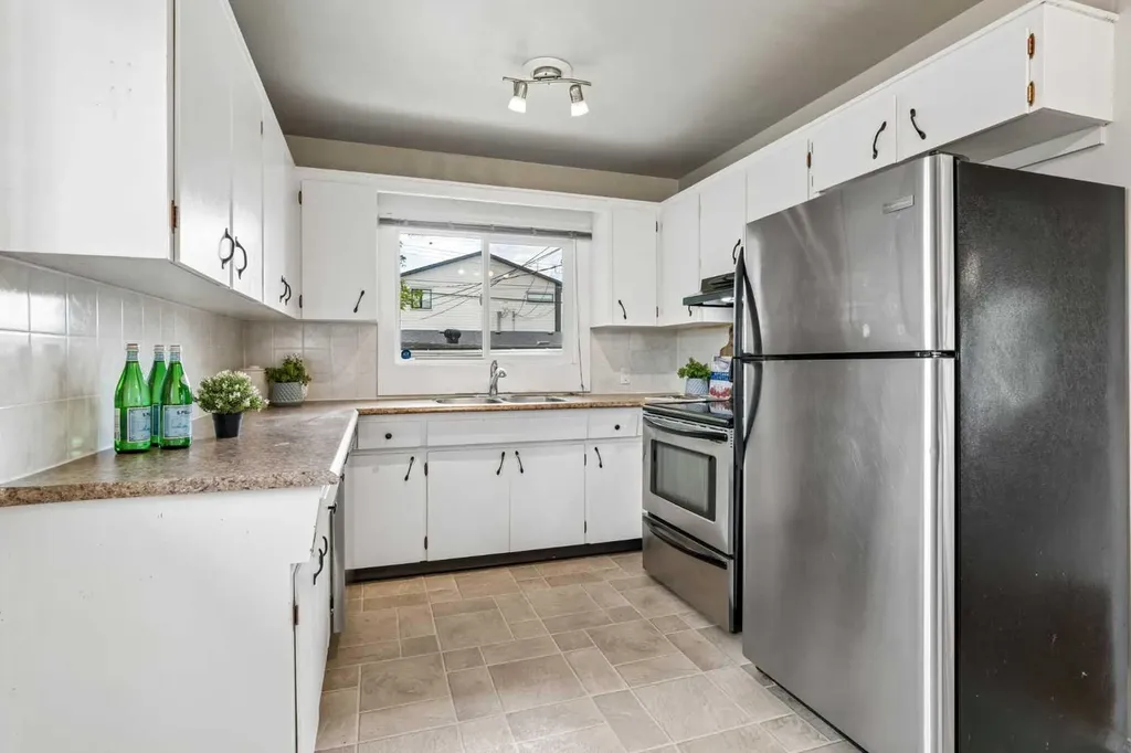 2001 46 Street SE Calgary AB T2B1K5