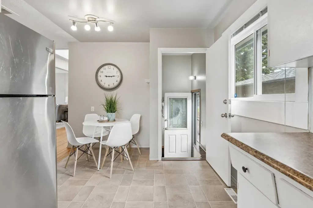 2001 46 Street SE Calgary AB T2B1K5