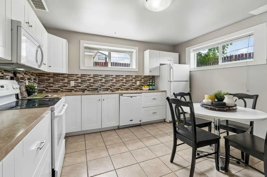 2001 46 Street SE Calgary AB T2B1K5