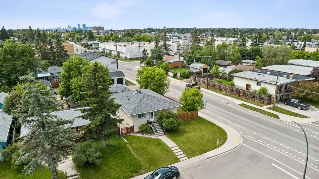 2001 46 Street SE Calgary AB T2B1K5