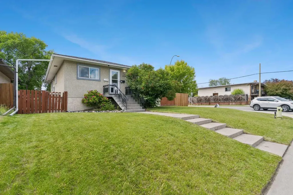 2001 46 Street SE Calgary AB T2B1K5