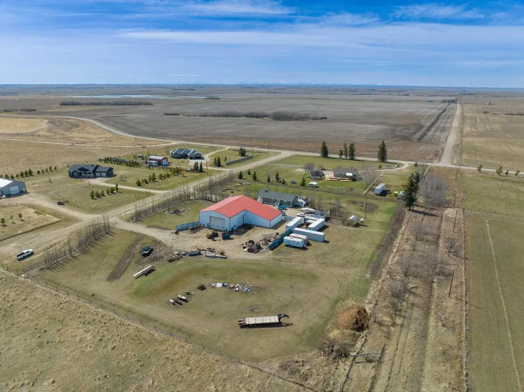 6-255077 Range Road 255 Strathmore AB T1P 0W3