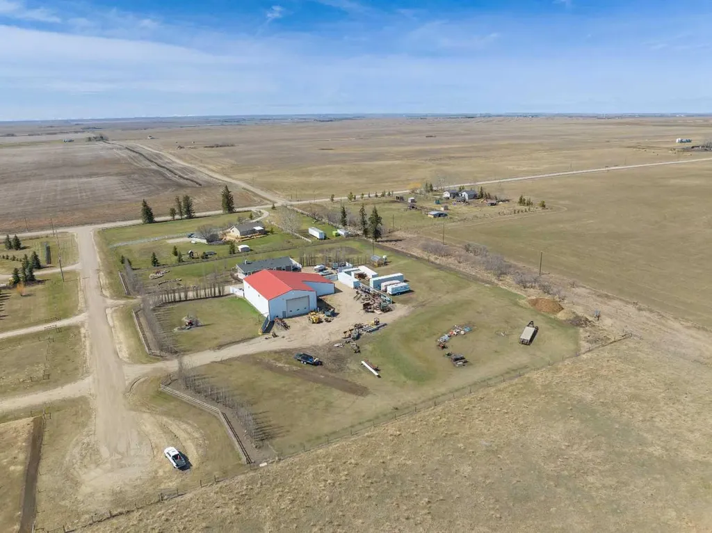 6-255077 Range Road 255 Strathmore AB T1P 0W3
