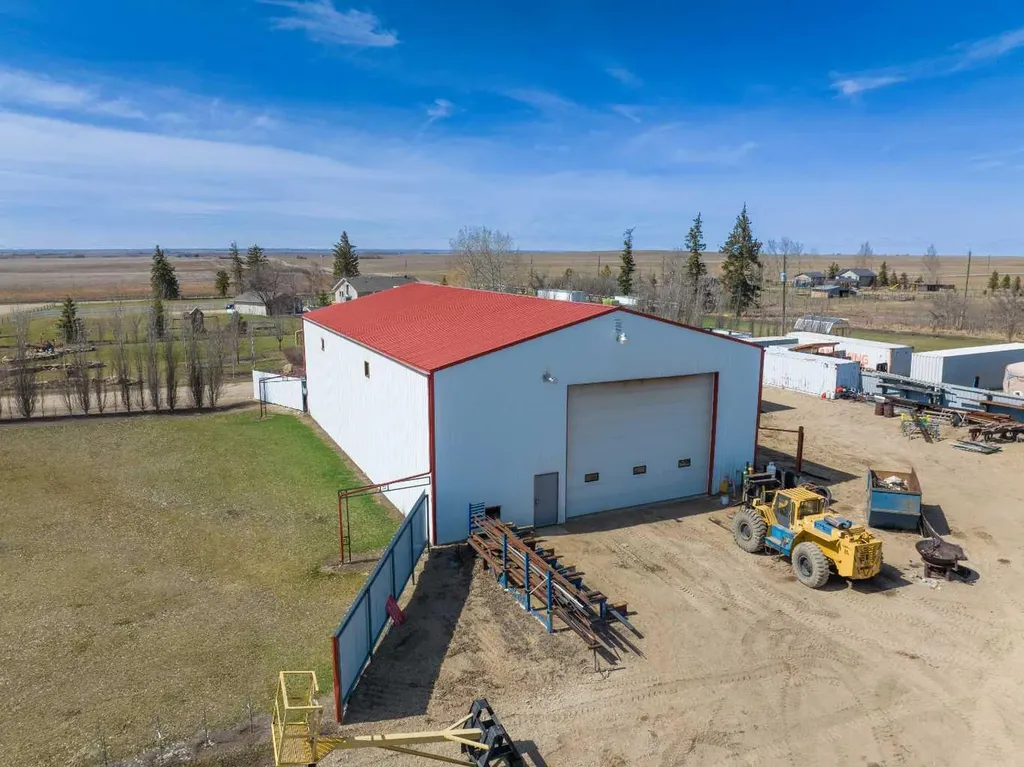 6-255077 Range Road 255 Strathmore AB T1P 0W3