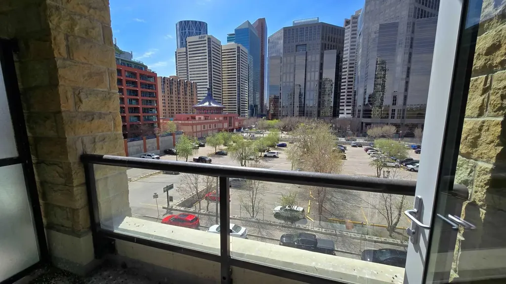 222 Riverfront Avenue SW Calgary AB T2P 0X2