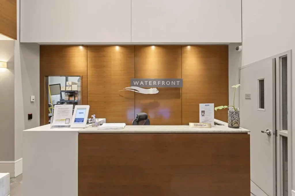 222 Riverfront Avenue SW Calgary AB T2P 0X2