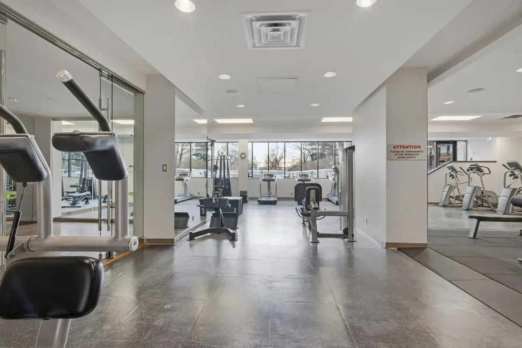222 Riverfront Avenue SW Calgary AB T2P 0X2