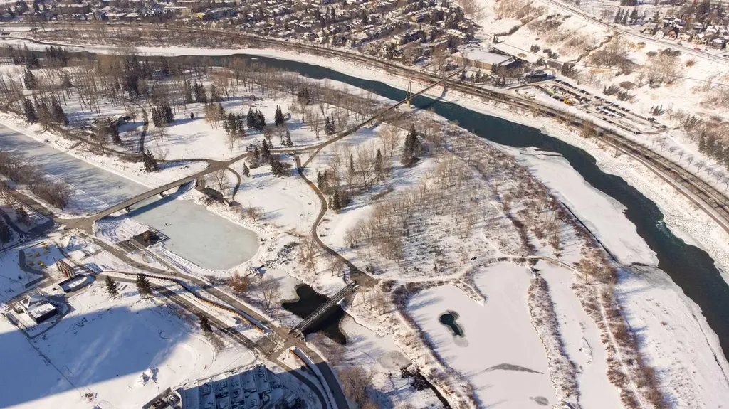 222 Riverfront Avenue SW Calgary AB T2P 0X2