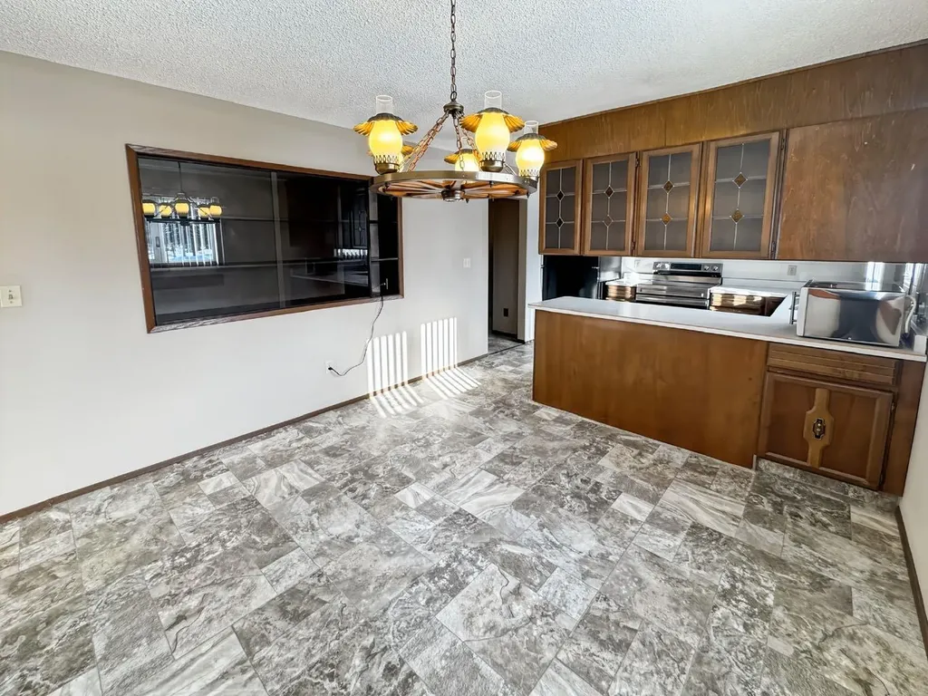 4504 45 Street Mayerthorpe AB T0E1N0