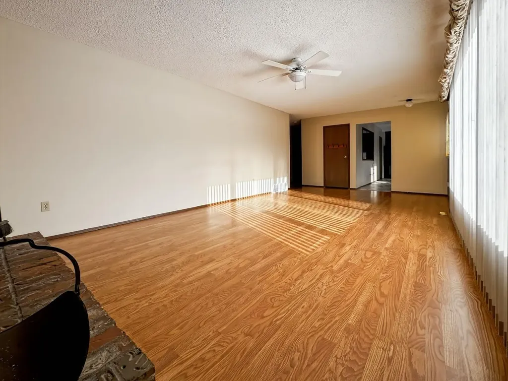 4504 45 Street Mayerthorpe AB T0E1N0