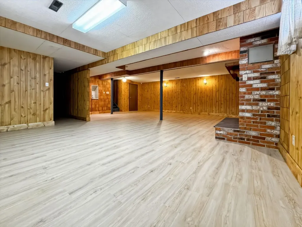 4504 45 Street Mayerthorpe AB T0E1N0