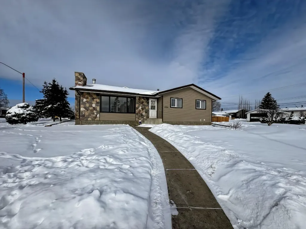 4504 45 Street Mayerthorpe AB T0E1N0