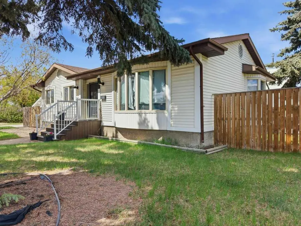 124 Martin Close Red Deer AB T4R 1R8