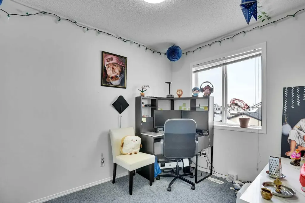 141 Saddlecrest Close NE Calgary AB T3J 5B6