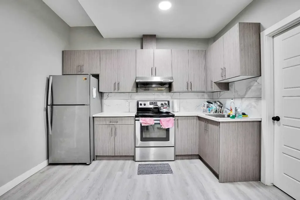 141 Saddlecrest Close NE Calgary AB T3J 5B6