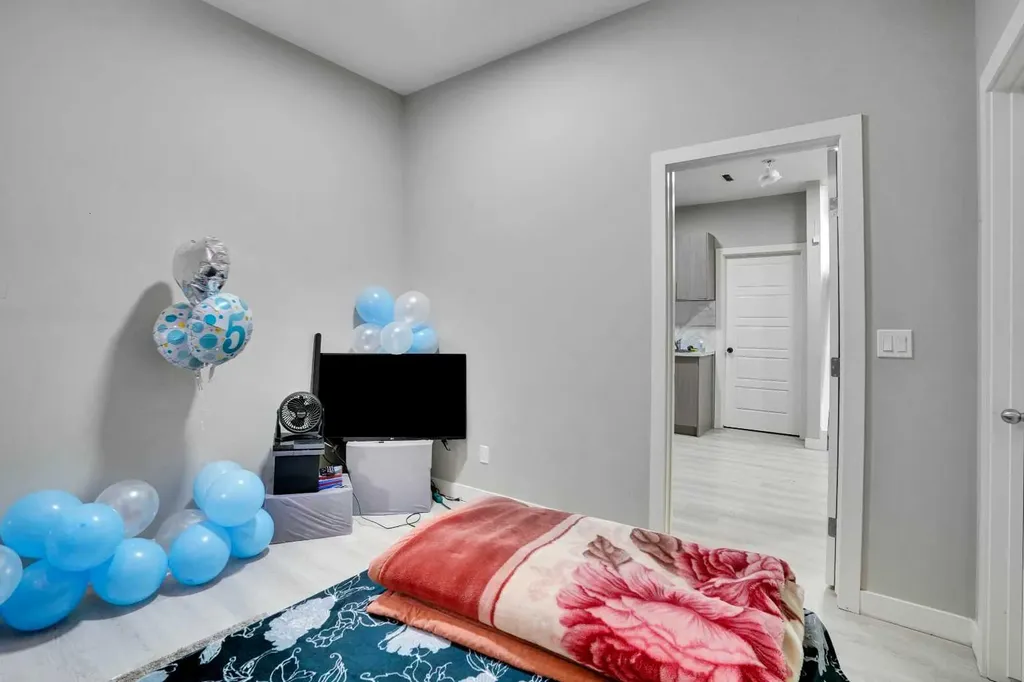 141 Saddlecrest Close NE Calgary AB T3J 5B6