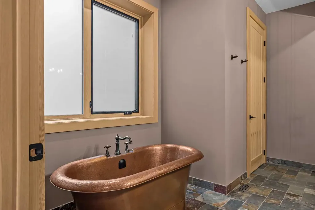 104 Rummel Place Canmore AB T1W 2N4