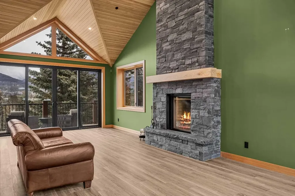 104 Rummel Place Canmore AB T1W 2N4