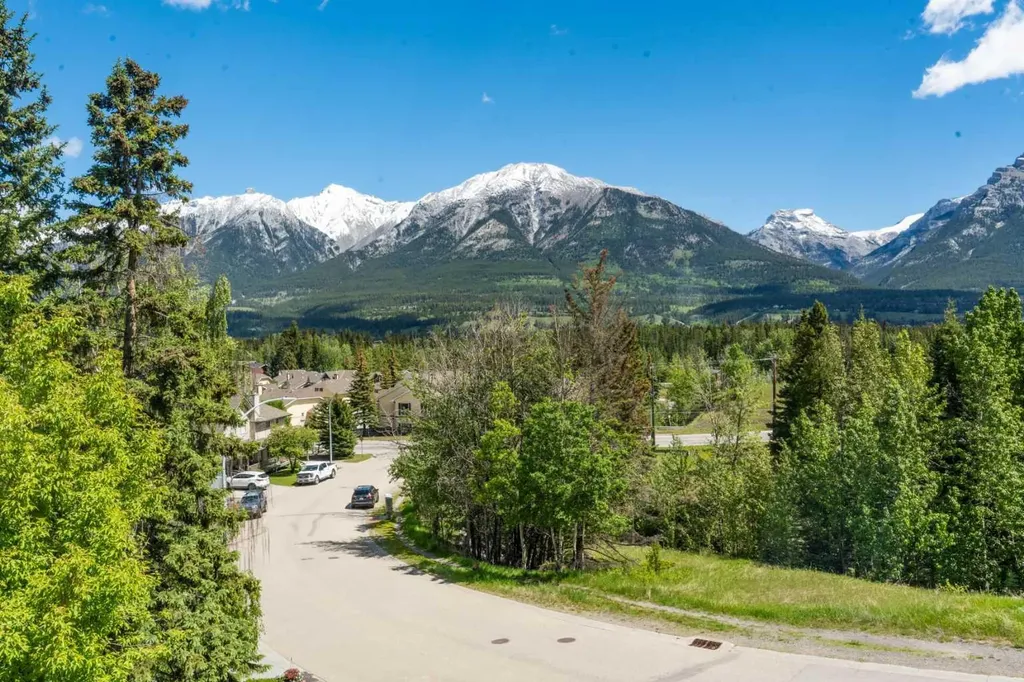 104 Rummel Place Canmore AB T1W 2N4