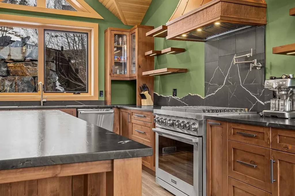 104 Rummel Place Canmore AB T1W 2N4