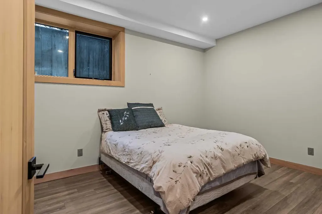 104 Rummel Place Canmore AB T1W 2N4