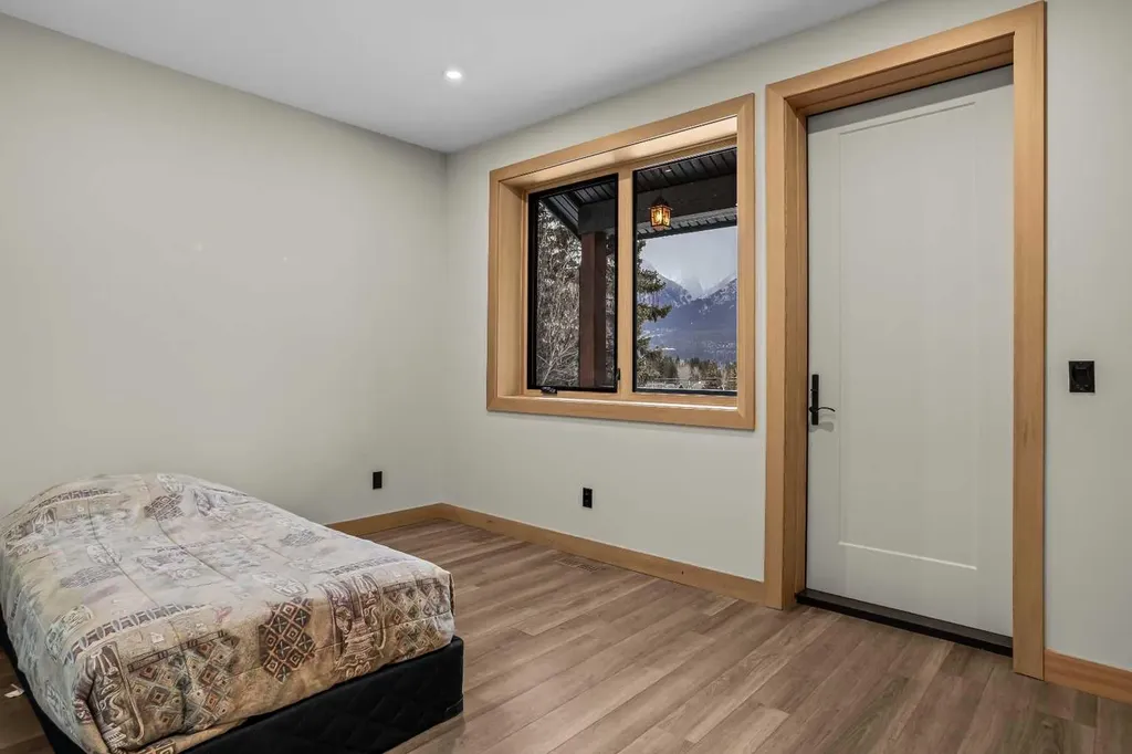 104 Rummel Place Canmore AB T1W 2N4