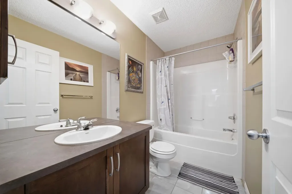93 Copperleaf Way SE Calgary AB T2Z0H9