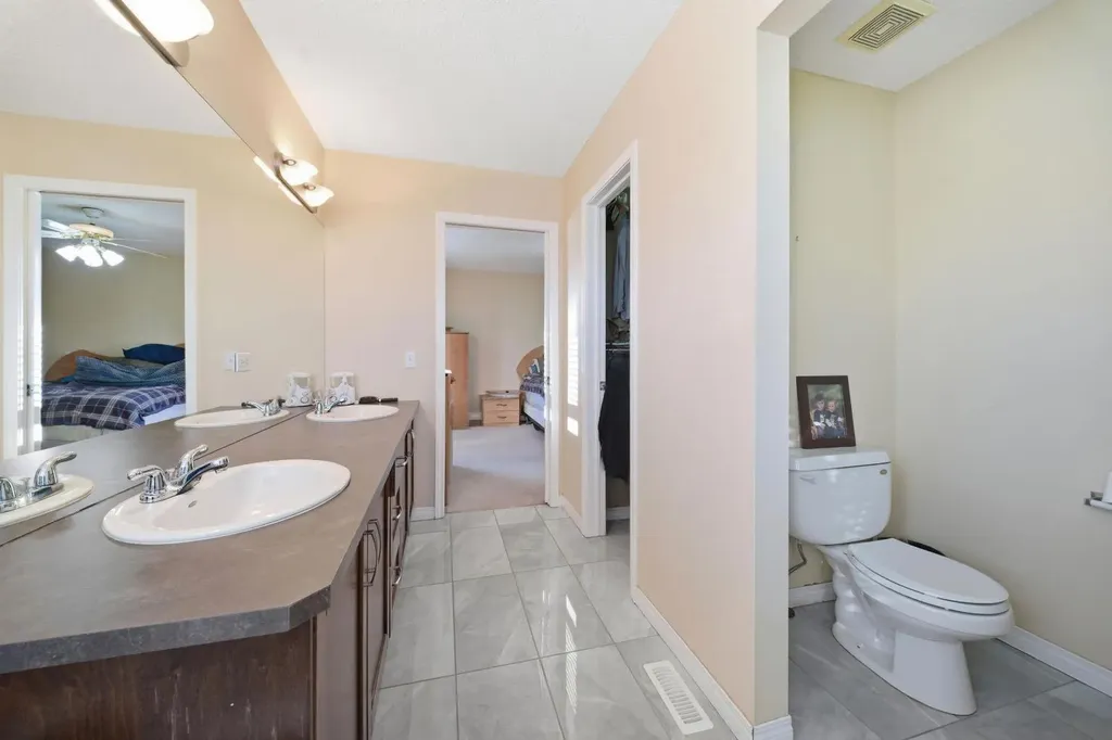 93 Copperleaf Way SE Calgary AB T2Z0H9