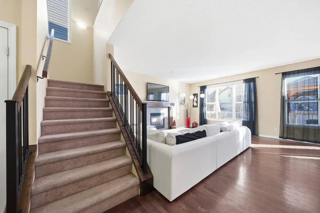 93 Copperleaf Way SE Calgary AB T2Z0H9